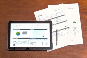 EHF Invest ökar sitt ägande i Real Fastigheter och lämnar ett ovillkorat kontanterbjudande till aktieägarna