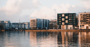 Hyresrätter allt dyrare: Så mycket billigare är det att äga