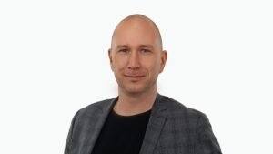 Svenska ekonomiteam leder Nordeuropa när det gäller inbäddad AI