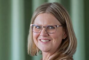 KPA Pension stärker kundernas pensioner genom hög avkastning och fortsatt stark finansiell ställning KPA Pension stärker kundernas pensioner genom hög avkastning och fortsatt stark finansiell ställning