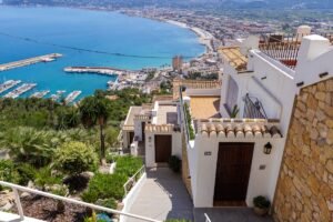 Mäklarpanelen Spanien: Svalare bostadsmarknad – hetare svenskar