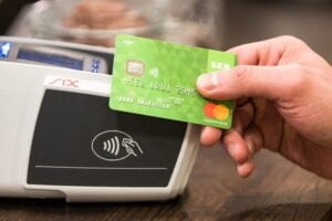 Mastercard höjer gränsen för kontaktlösa betalningar i Sverige 6