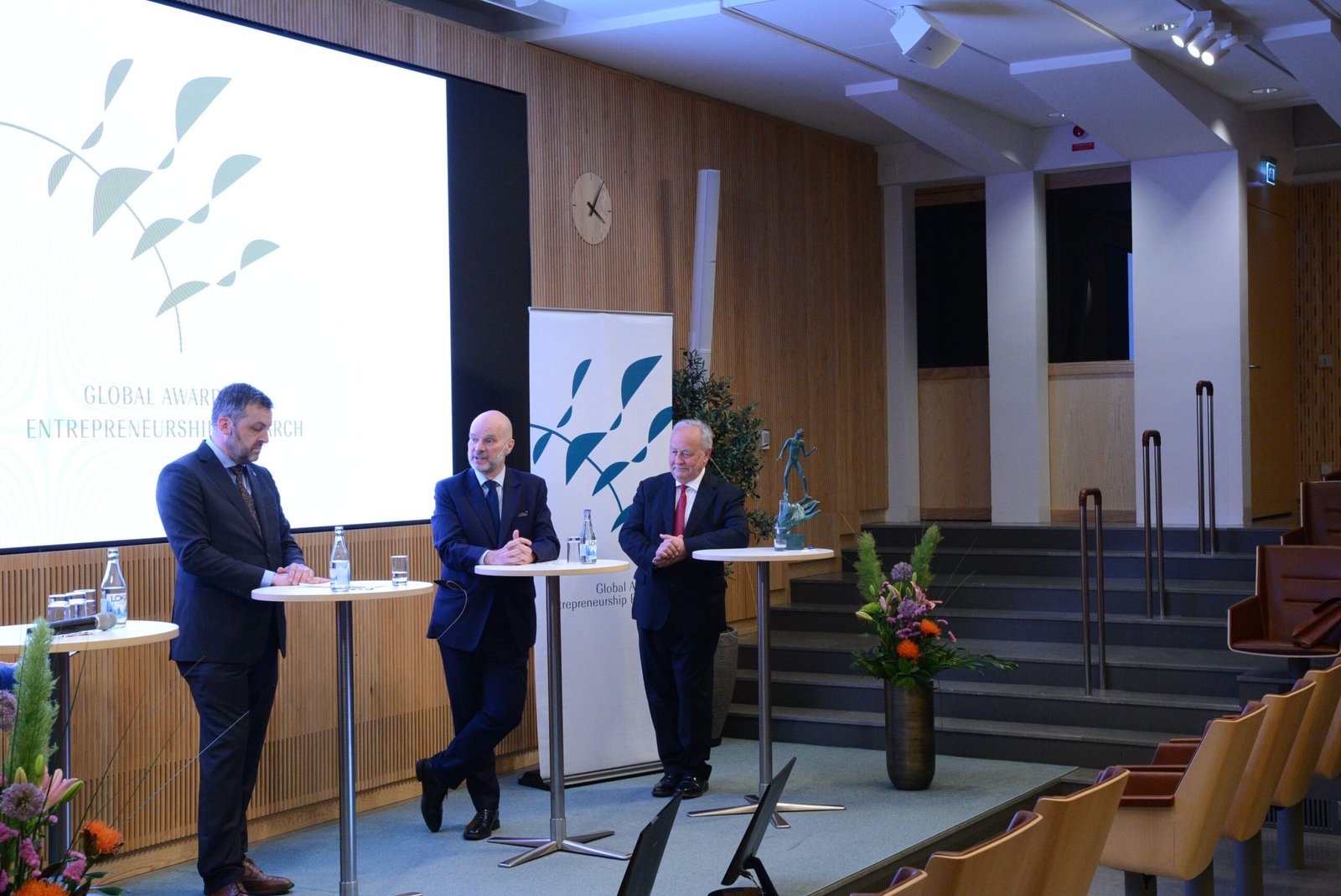 John C. Haltiwanger belönas med Global award for for Entrepreneurship research