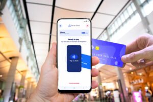 Ny betallösning ska ersätta kortterminalerna – nu kan handlarna ta betalt via alla typer av mobila enheter