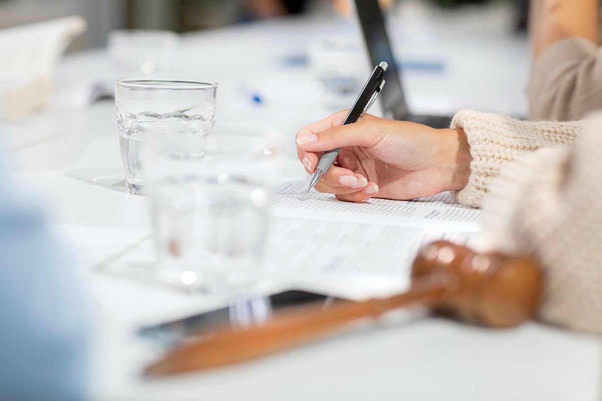 Beslutsfattande i styrelsen under semestertider | IT-Finans.se