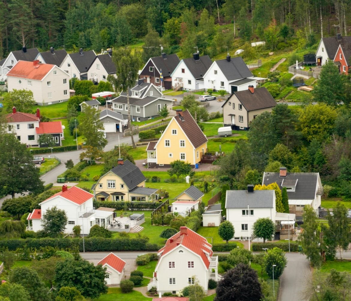 Relationerna styr flytten – få bostadsköpare väljer helt okända områden