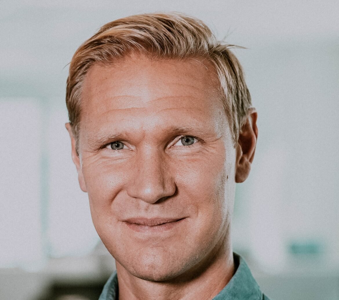 Nestit Group fortsätter sin nordiska tillväxt genom förvärvet av Primanet och siktar på 2 miljarder i omsättning 2028